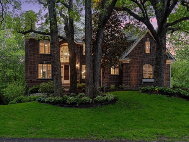 23 Circle W Minneapolis MN 55436