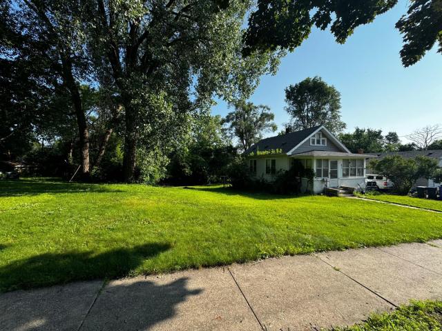 471 Curtice Street E Saint Paul MN 55107