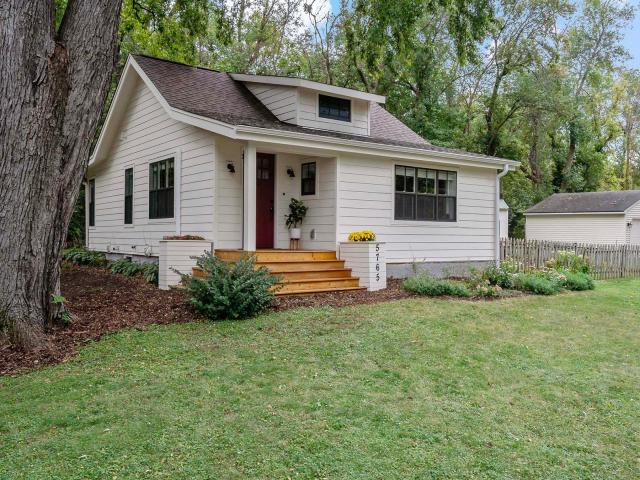 5765 Eureka Road Excelsior MN 55331