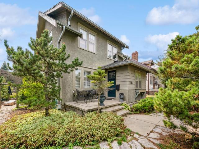 2105 Laurel Avenue W Minneapolis MN 55405
