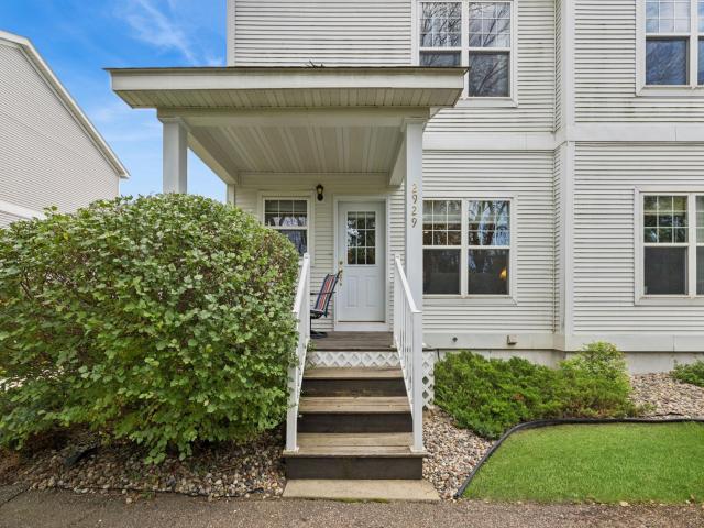 2929 Hemingway Drive Chaska MN 55318 - MLS# 6684802