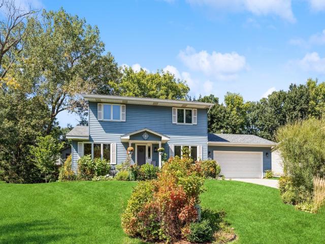 567 Lakewood Drive S Saint Paul MN 55119 - MLS# 6686792
