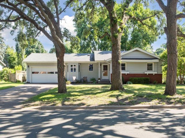 717 Navajo Lane Saint Paul MN 55120 - MLS# 6703162