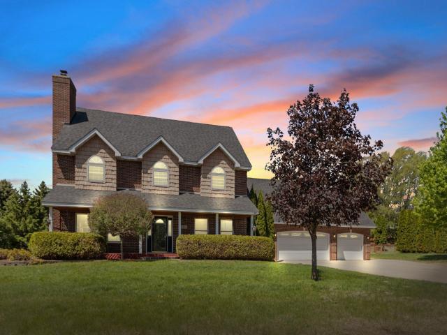 2606 Hulett Court Faribault MN 55021