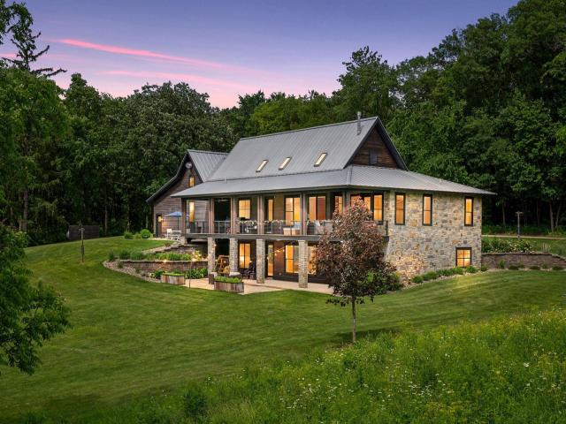 1701 Retreat Circle Minnetrista MN 55364 - MLS# 6717845