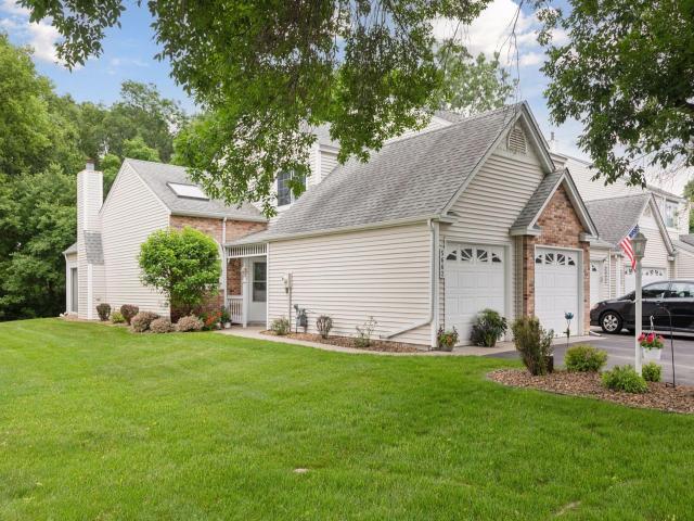 5662 Donegal Drive Saint Paul MN 55126 - MLS# 6718403