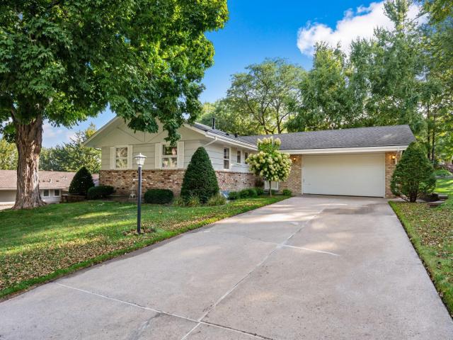 3420 Xylon Avenue N New Hope MN 55427 - MLS# 6718424