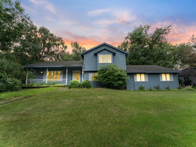12011 Golden Acre Drive Minnetonka MN 55305 - MLS# 6718594