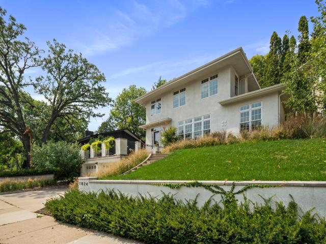 1824 Oliver Avenue S Minneapolis MN 55405