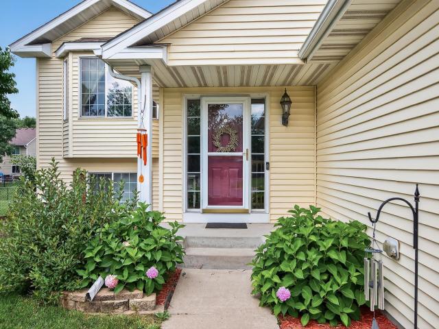 409 11th Avenue NE Lonsdale MN 55046 - MLS# 6727664