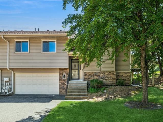 7297 Pontiac Circle Chanhassen MN 55317 - MLS# 6728093
