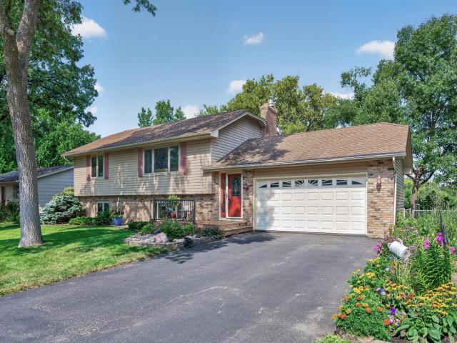 6227 Annapolis Lane N Maple Grove MN 55311 - MLS# 6729860