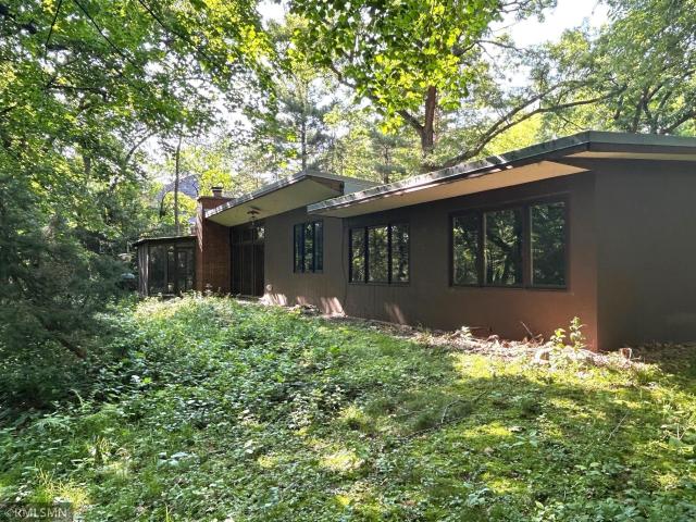 11209 Oak Ridge Lane W Hopkins MN 55305 - MLS# 6731786