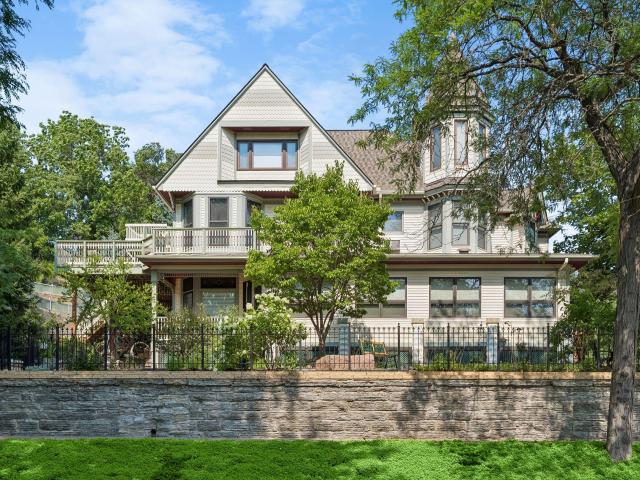 8 Bates Avenue Saint Paul MN 55106 - MLS# 6732097