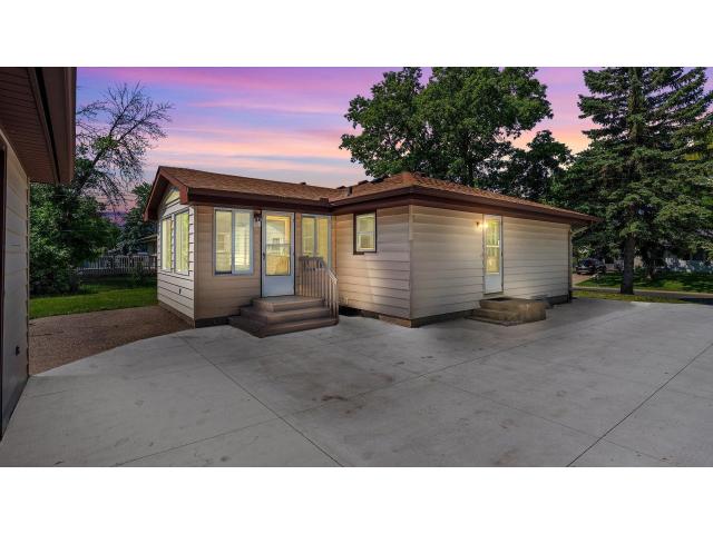 9414 Trenton Ln N Maple Grove MN 55369 - MLS# 6733701