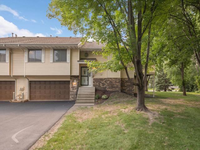 906 Evergreen Drive Burnsville MN 55337 - MLS# 6734754