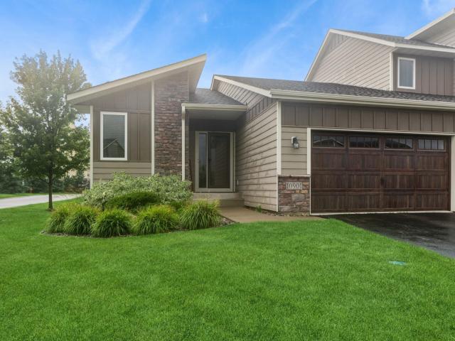 10901 Retreat Lane Woodbury MN 55129 - MLS# 6735341