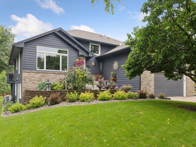8298 Orchid Lane N Maple Grove MN 55311 - MLS# 6735358