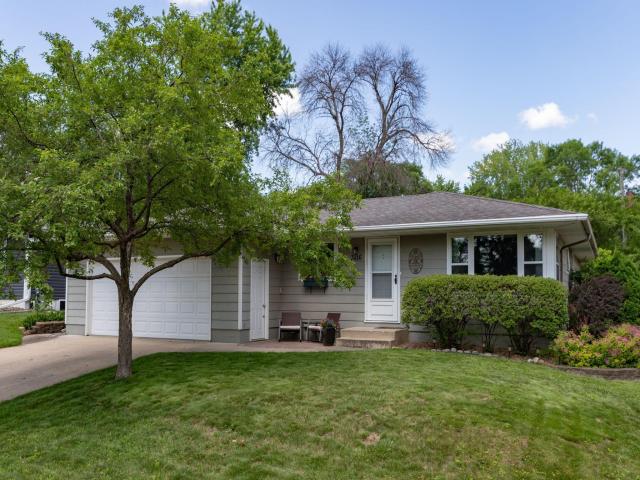 3416 21st Avenue NW Rochester MN 55901 - MLS# 6737857