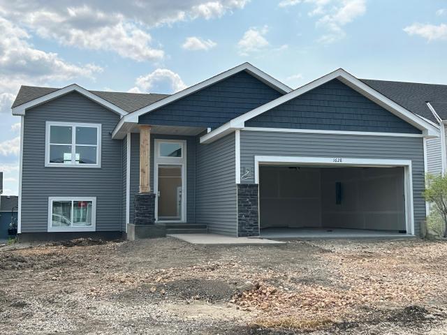 1628 River Rock Drive Carver MN 55315 - MLS# 6738171