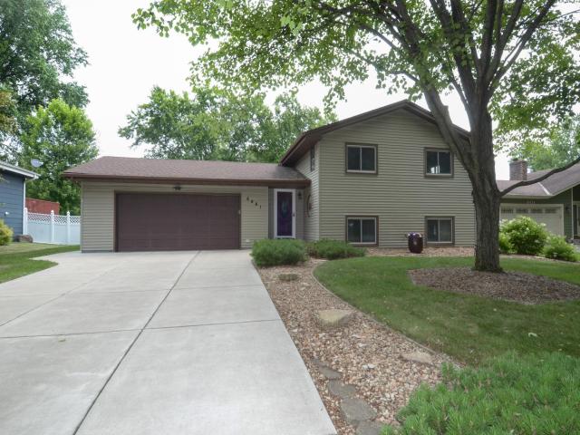 6441 Arthur Street NE Minneapolis MN 55432 - MLS# 6738318