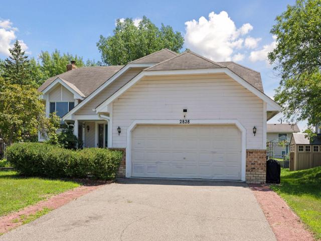 2828 Westcliffe Drive Burnsville MN 55306 - MLS# 6739053