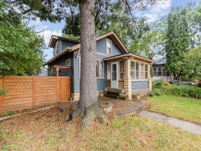 1134 Charles Avenue Saint Paul MN 55104 - MLS# 6739304