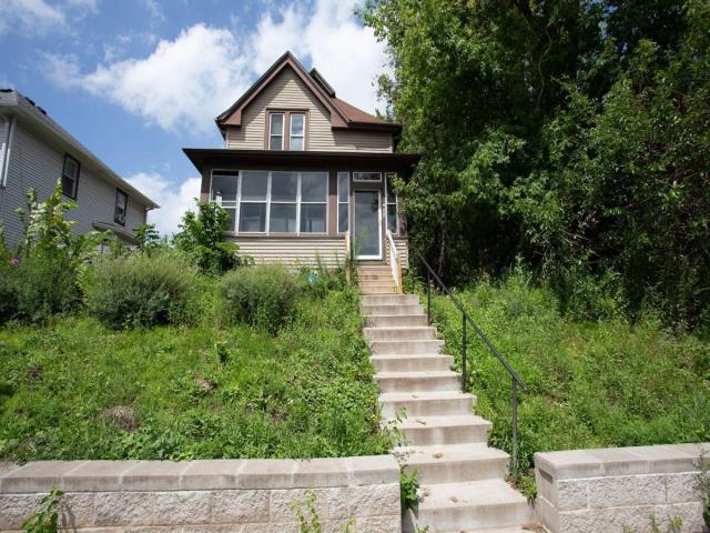 1011 Minnehaha Avenue E Saint Paul MN 55106 - MLS# 6739406