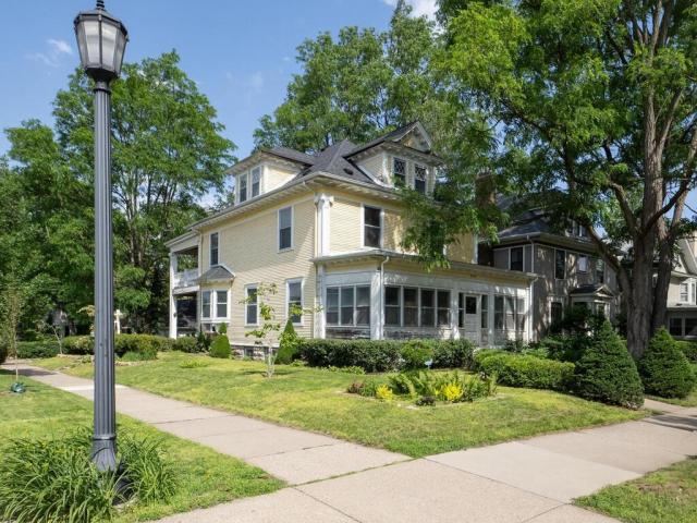 2320 Humboldt Avenue S Minneapolis MN 55405 - MLS# 6741428