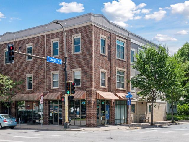 2803 E 38th Street Unit 204 Minneapolis MN 55406 - MLS# 6741850