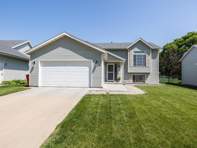 4521 57th Street NW Rochester MN 55901 - MLS# 6742261