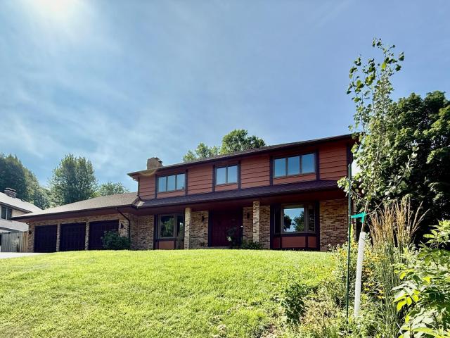 9079 Hyland Creek Circle Minneapolis MN 55437 - MLS# 6742912