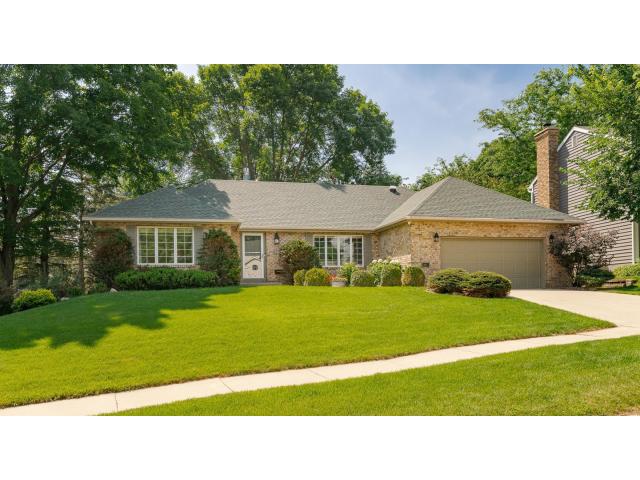 1912 Folwell Drive SW Rochester MN 55902 - MLS# 6742927