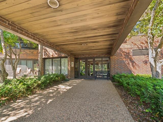 2265 Youngman Avenue Unit 110E Saint Paul MN 55116 - MLS# 6743801