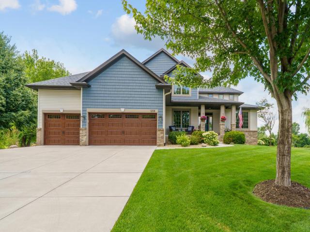 1208 Clearwater Drive Woodbury MN 55129 - MLS# 6743924