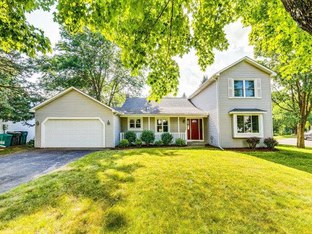 5577 Alameda Street Saint Paul MN 55126 - MLS# 6743928