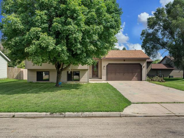 1936 Greenwood Drive Owatonna MN 55060 - MLS# 6744436