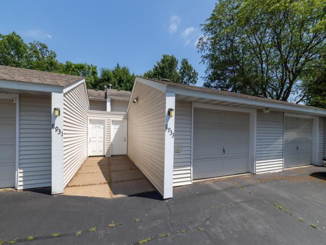 8933 Ironwood Avenue S Cottage Grove MN 55016 - MLS# 6744776