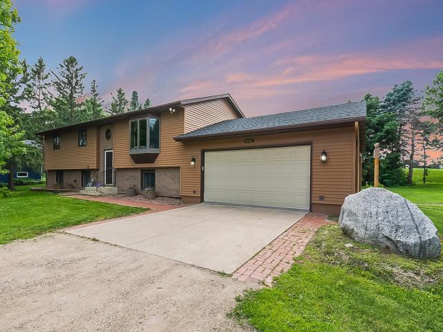 8026 Kendall Avenue Northfield MN 55057 - MLS# 6745082