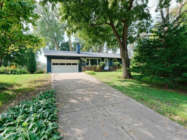 148 Ridgeview Lane E Wayzata MN 55391 - MLS# 6745284