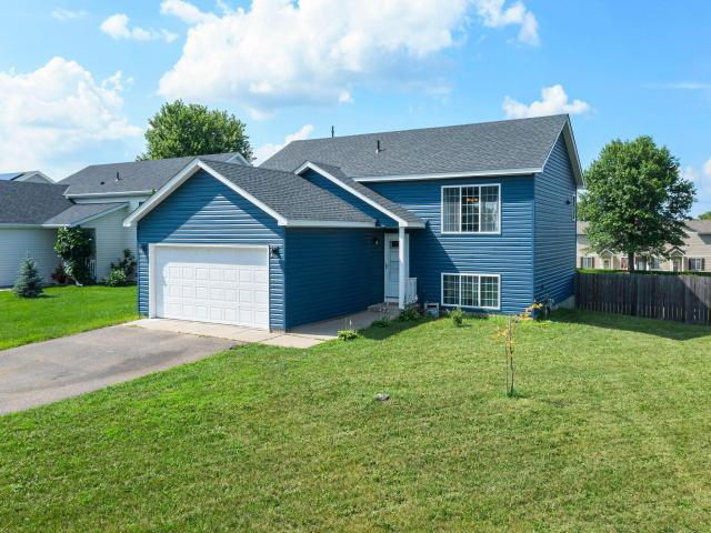 1928 Rochelle Curve Shakopee MN 55379 - MLS# 6747429
