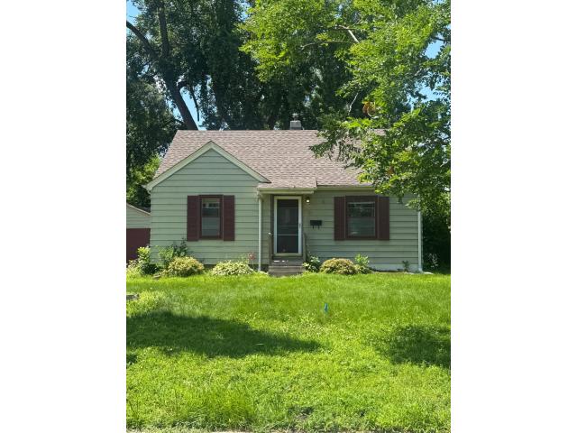 5725 Adair Avenue N Crystal MN 55429 - MLS# 6747756