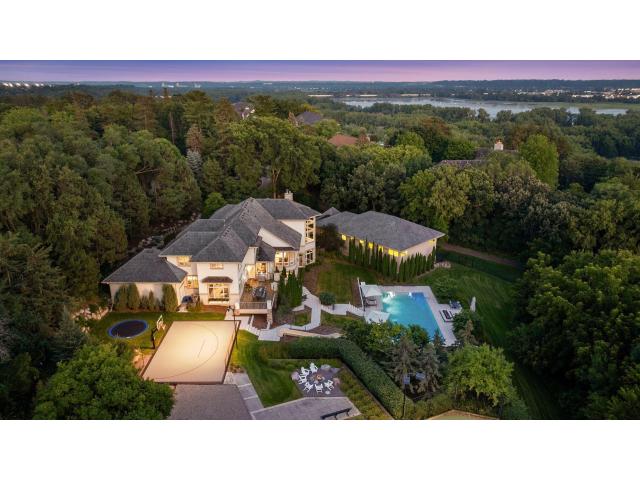 11068 Bell Oaks Estate Road Eden Prairie MN 55347 - MLS# 6749244