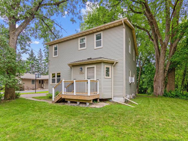5924 Oakwood Manor NE Minneapolis MN 55432 - MLS# 6749483