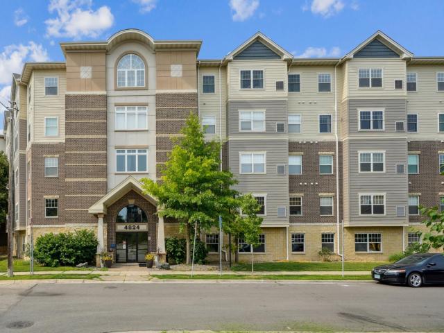 4824 E 53rd Street Unit 422 Minneapolis MN 55417 - MLS# 6749638
