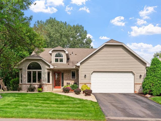 11250 N Eagle Lake Boulevard Maple Grove MN 55369 - MLS# 6750434