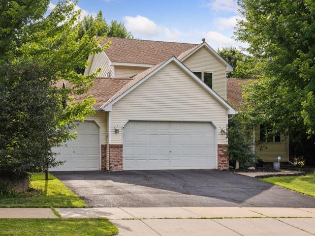 8688 Vagabond Lane N Maple Grove MN 55311 - MLS# 6752307