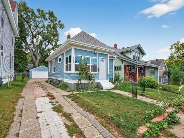 726 Euclid Street Saint Paul MN 55106 - MLS# 6752807