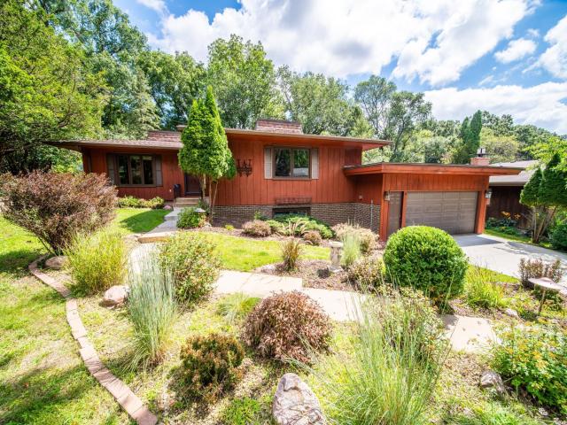 1044 19th Avenue NE Rochester MN 55906 - MLS# 6752924