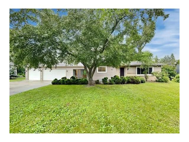 302 Zinnia Lane N Minneapolis MN 55441